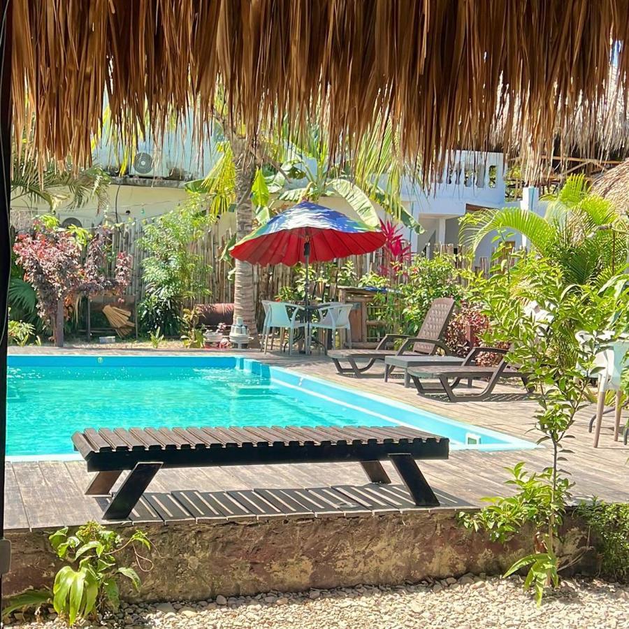Kaluta Hostel Palomino Buitenkant foto